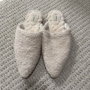 Birdies Cozy Cream Slippers